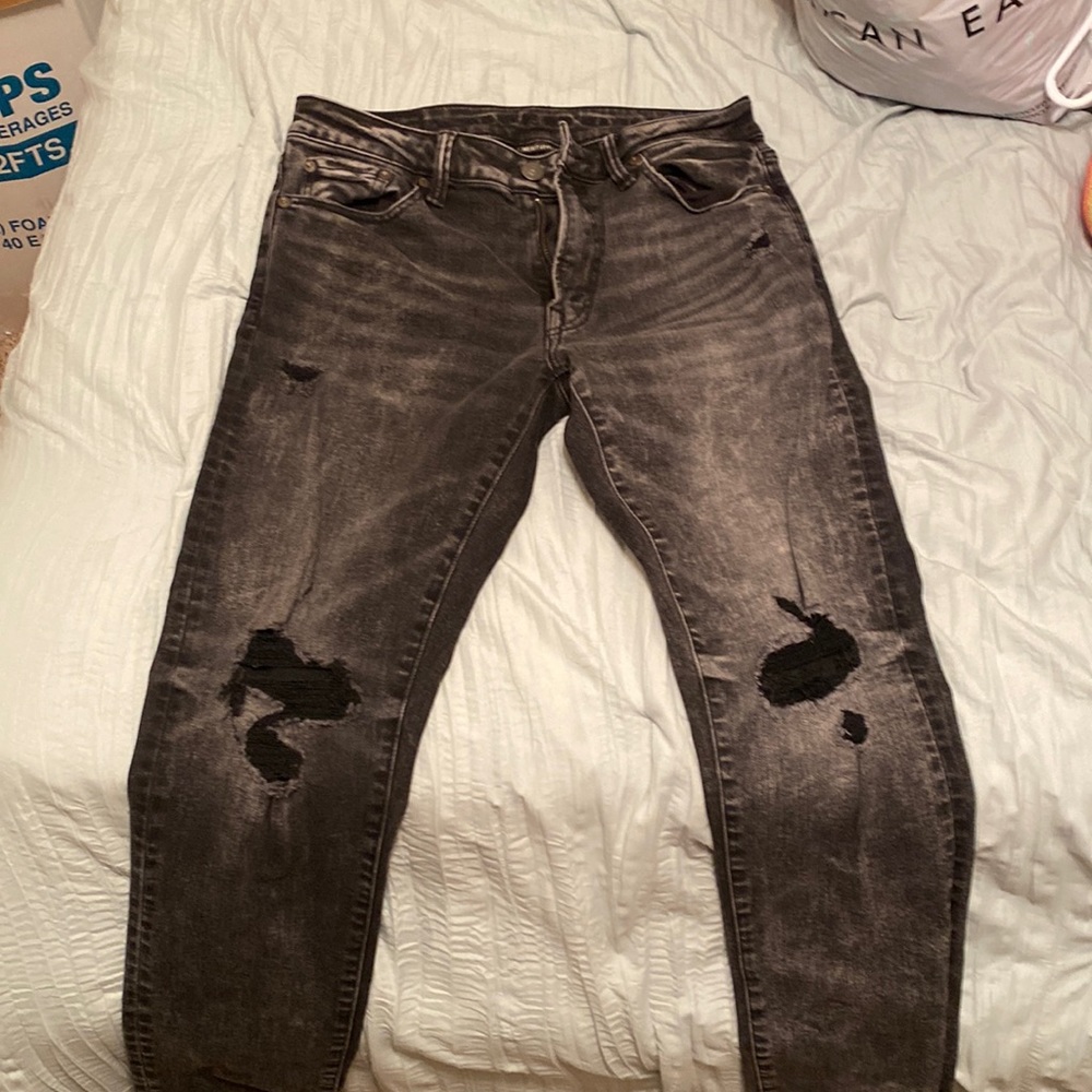 American Eagle Men’s jeans